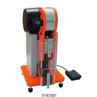 Crimping machine for single contacts